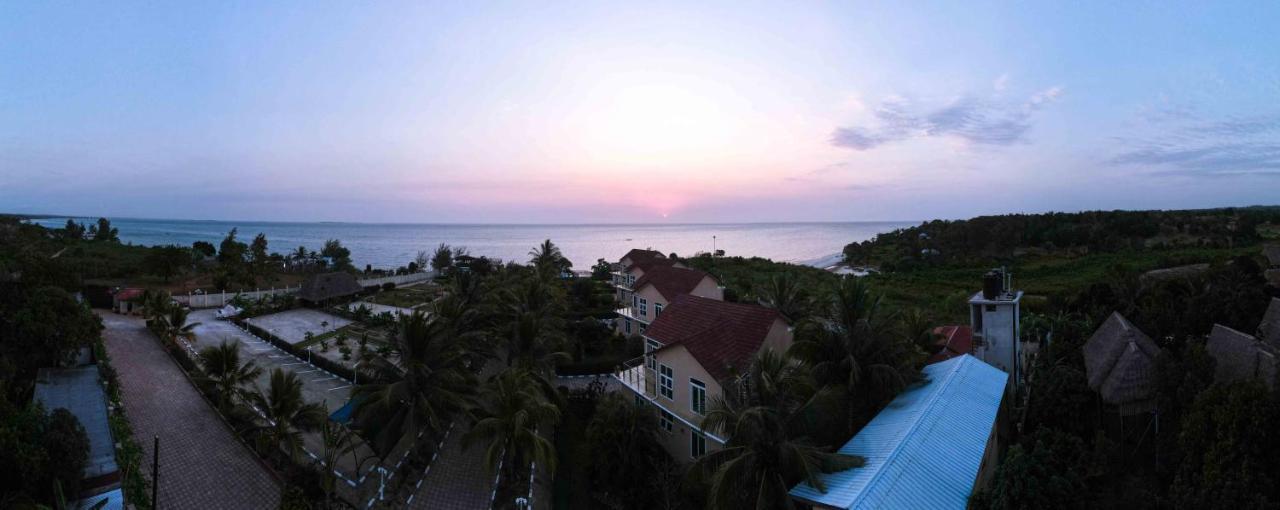 Royal Cliff Zanzibar Hotel Exterior photo